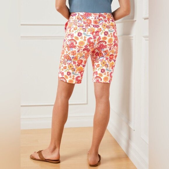 TALBOTS PERFECT SHORTS - 9”- CHARMING FLORAL SZ 33 - Picture 3 of 9